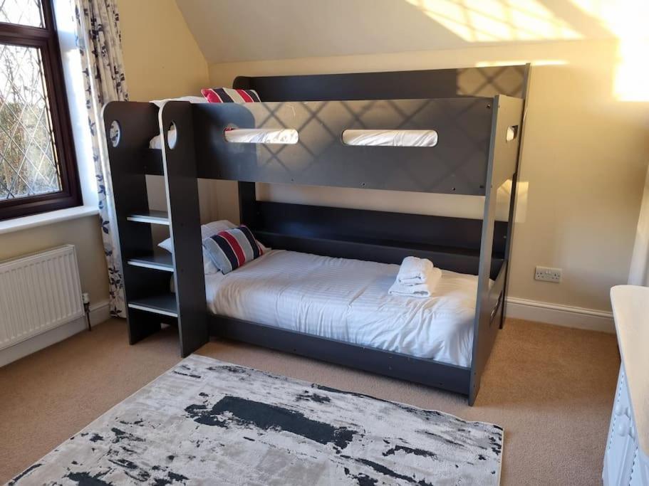 Spacious Detached Home With Beautiful Seaviews, Sleeps 6 Trimingham エクステリア 写真
